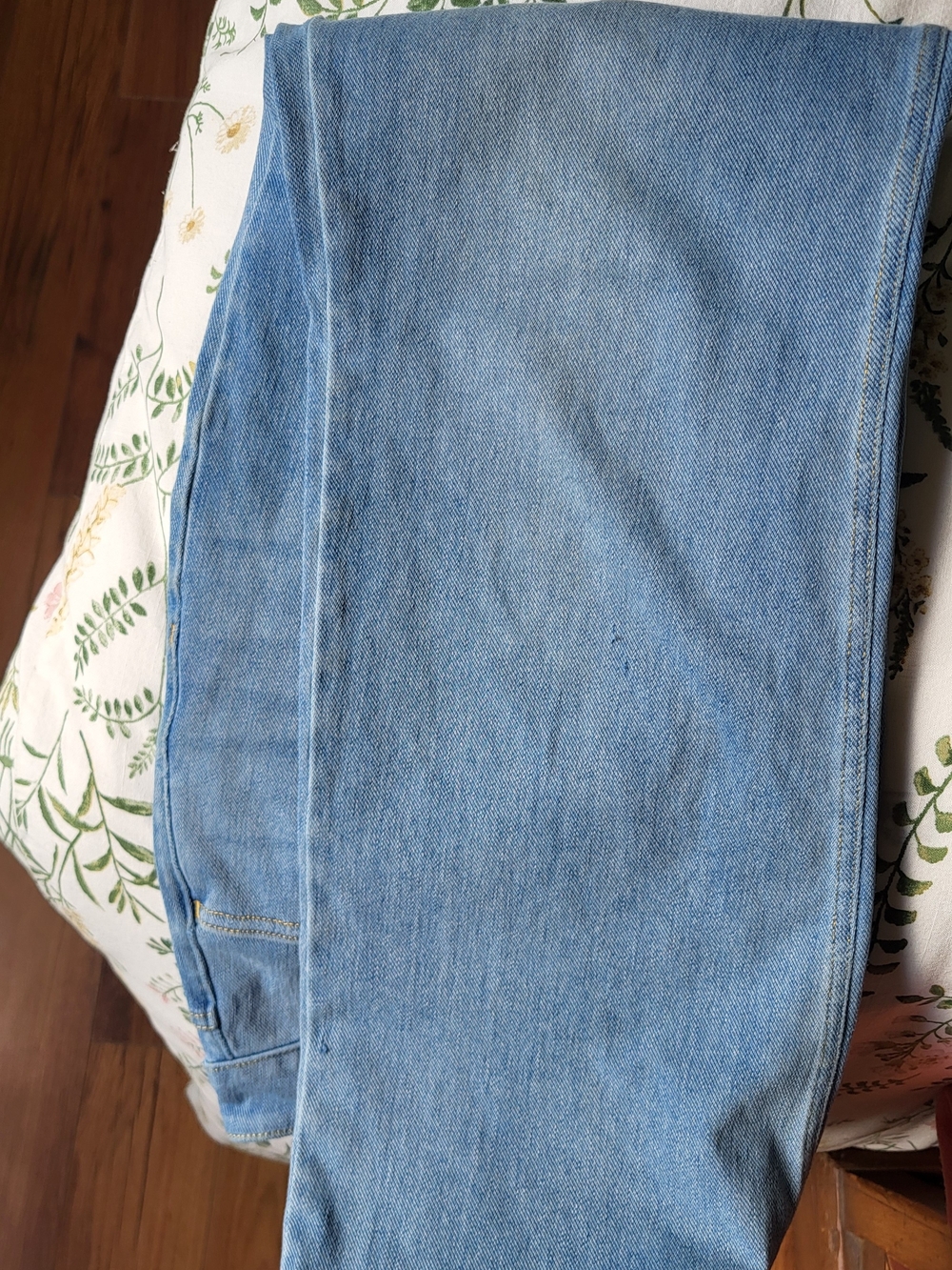 HALARA Light Blue Flare Jeans - Picture 3 of 7